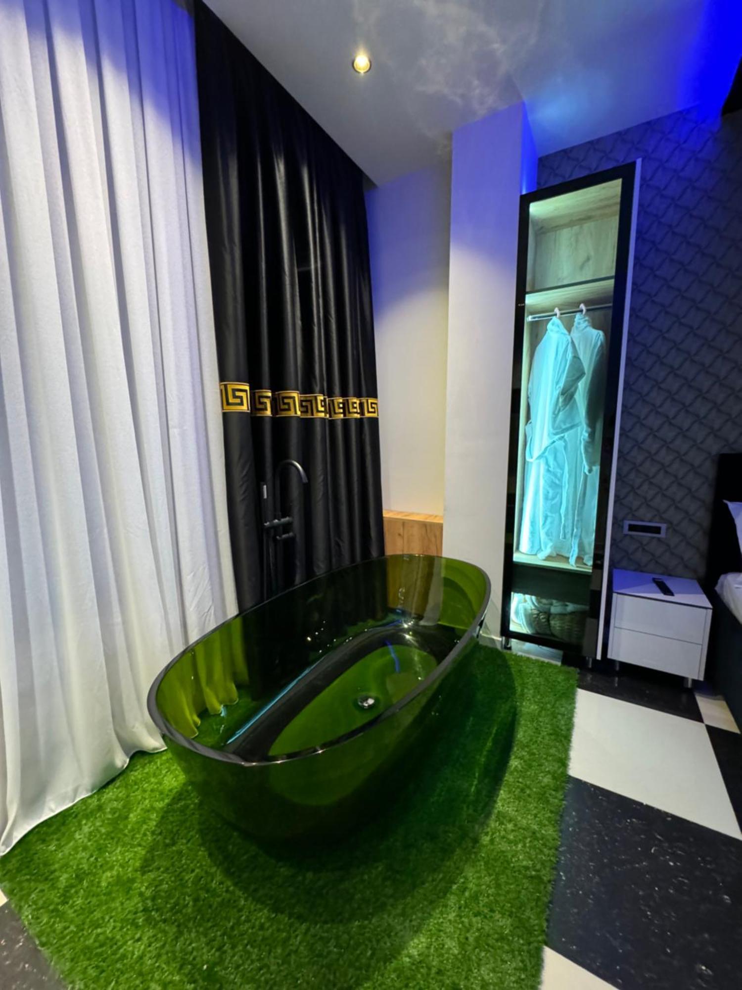 Sueno Apartments & Suites Tirana Exteriör bild
