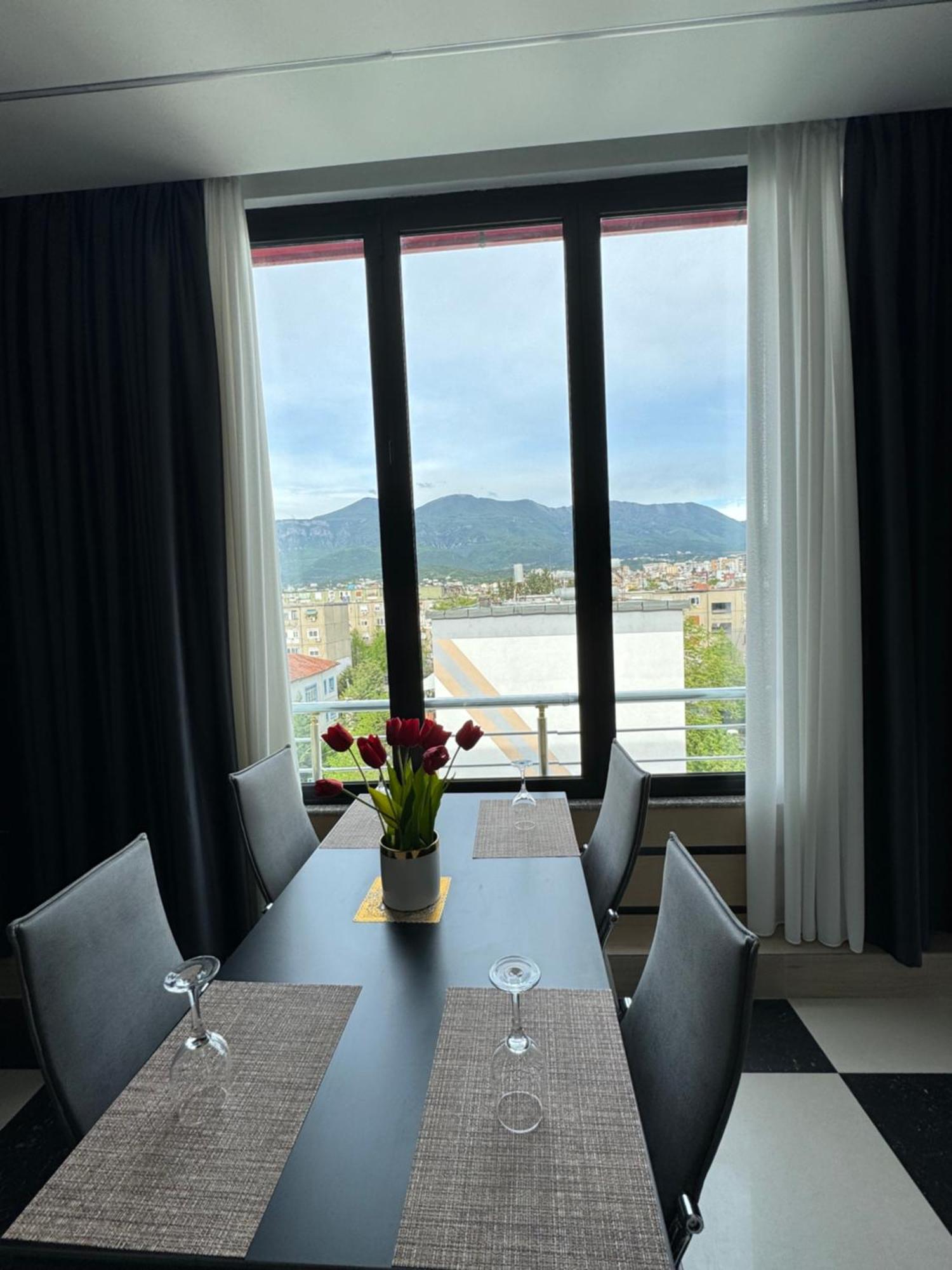 Sueno Apartments & Suites Tirana Rum bild